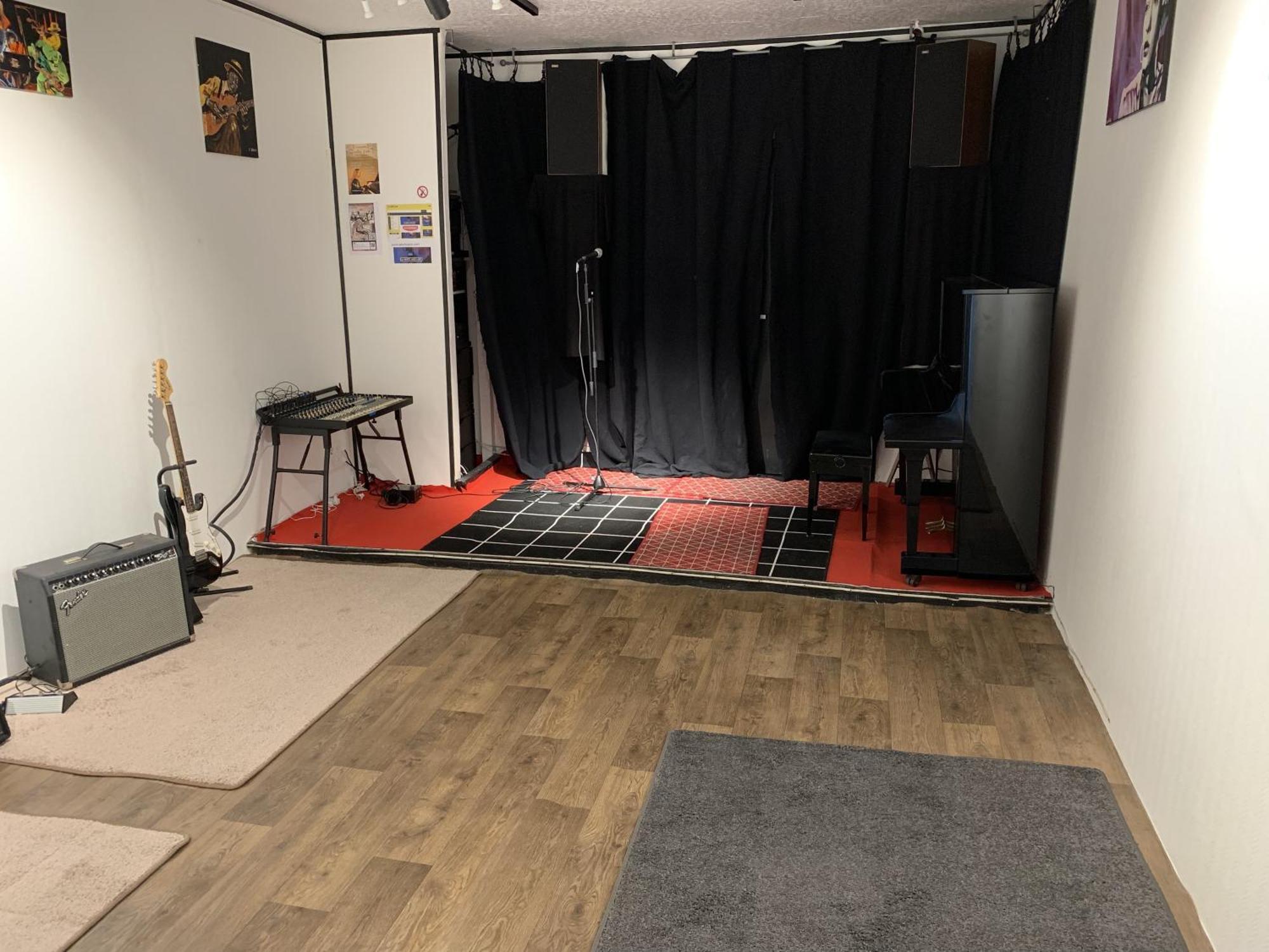 La Maison Des Artistes Lavelanet Exteriér fotografie